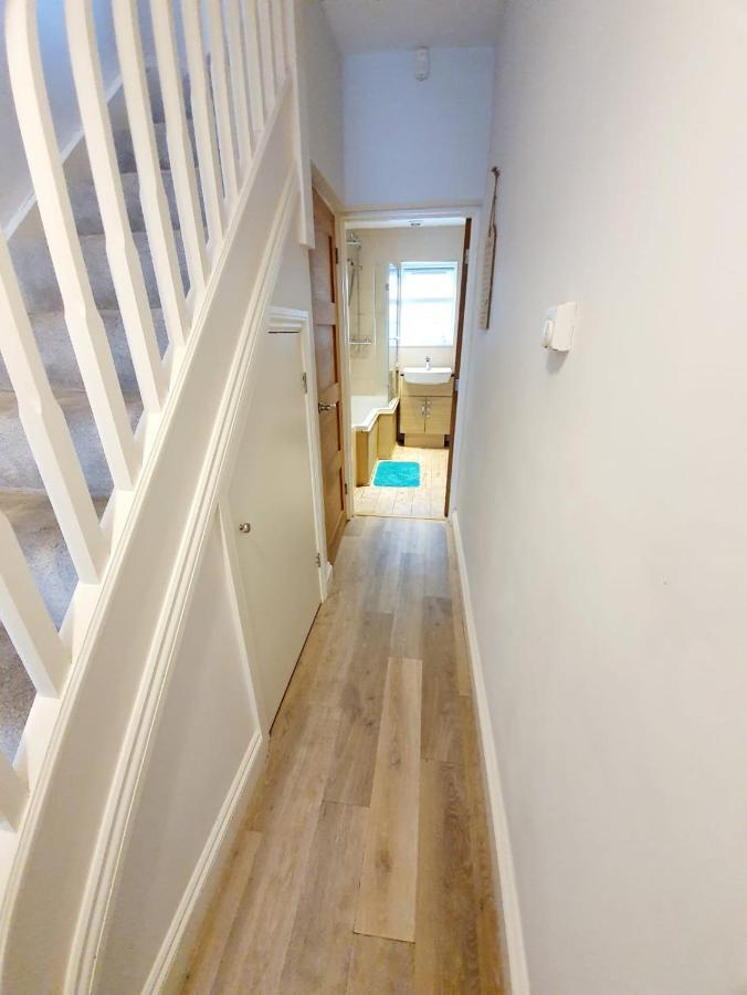 Beautiful 3 Bedroom House At The Sea Front - Amazing Location Southend-on-Sea Bagian luar foto
